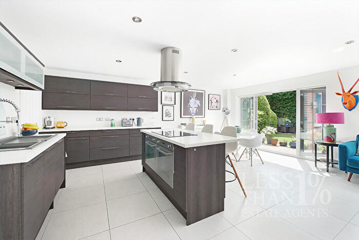 4 Bedroom Town House For Sale In Mackintosh Square -, NN3