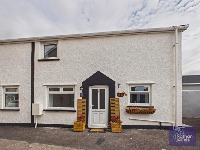 2 Bedroom Property To Rent In Newport Road, Caldicot, NP26