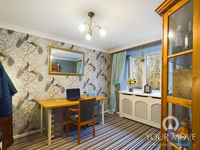 4 Bedroom Detached House For Sale In Thorn Tree Drive, Crewe, Cheshire, CW1