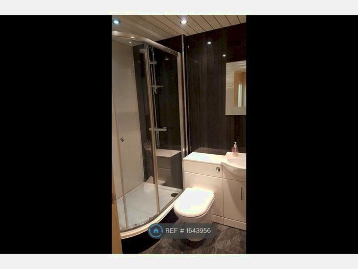 2 Bedroom Flat To Rent In Tollcross Road, Glasgow, G32