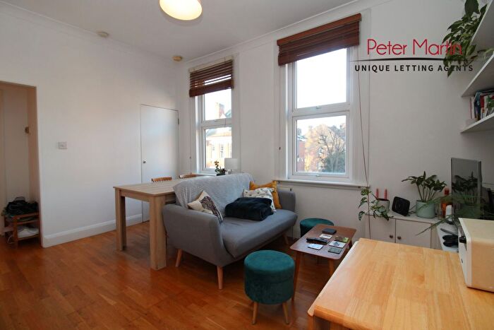 1 Bedroom Flat To Rent In Dennington Park Road, West Hampstead, NW6
