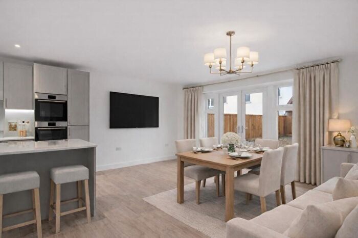 4 Bedroom Detached House For Sale In Hoe Lane, North Baddesley, Southampton, SO52