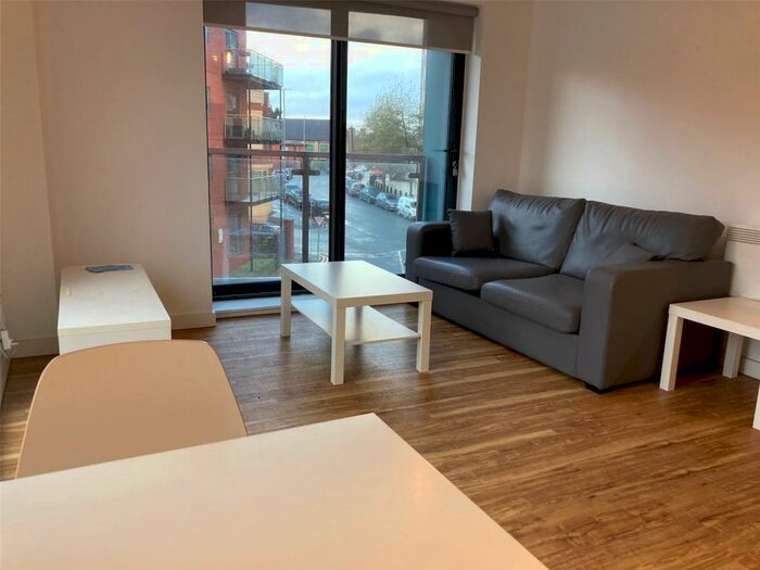 2 Bedroom Flat To Rent In Aire, Cross Green Lane, LS9