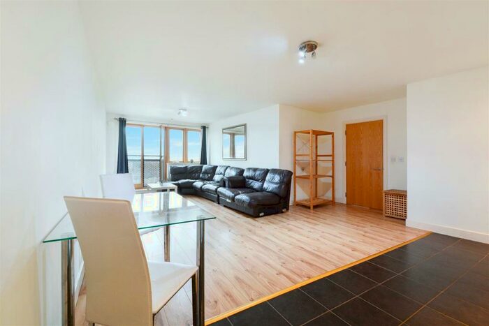 2 Bedroom Flat To Rent In Leamore Court, Meath Crescent, London, E2