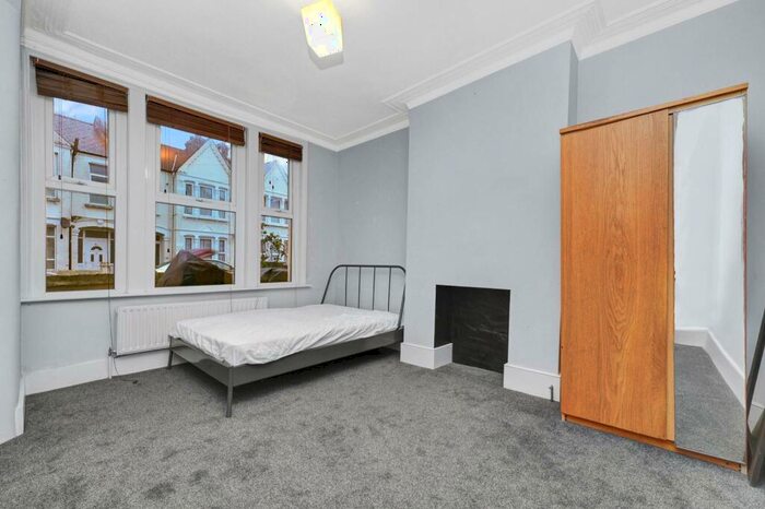 3 Bedroom Terraced House To Rent In Ashbourne Road, Tooting, Mitcham, CR4