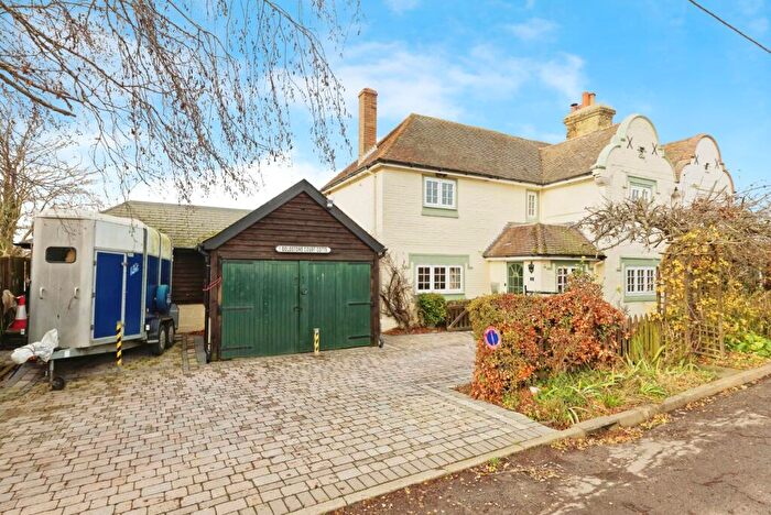 4 Bedroom Semi Detached House For Sale In Cop Street Road, Canterbury, Kent, CT3
