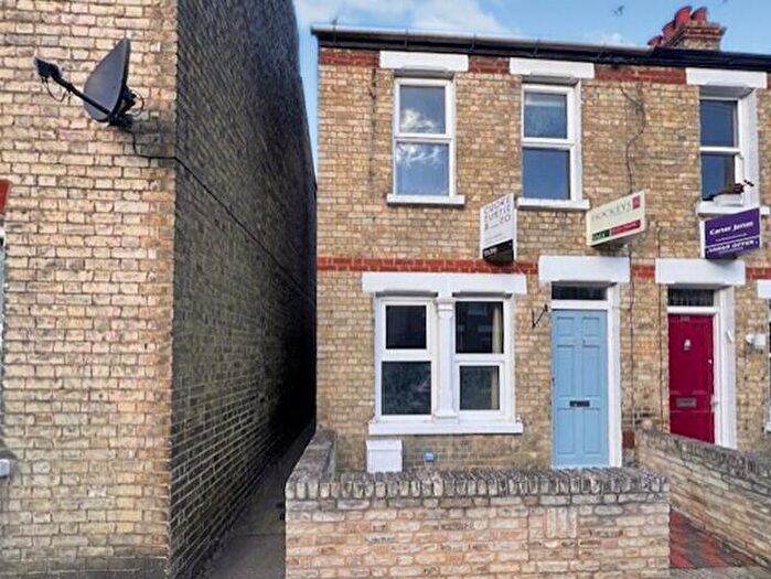 3 Bedroom End Of Terrace House For Sale In Ross Street, Cambridge, CB1