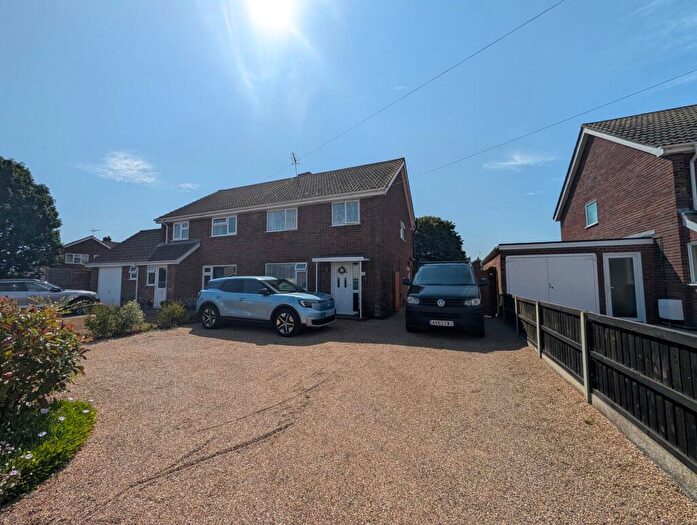 3 Bedroom Semi Detached House For Sale In Garrett Crescent, Leiston, IP16
