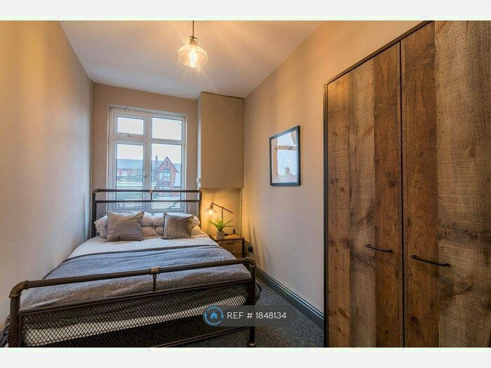 2 Bedroom Flat To Rent In Ebury Road, Nottingham, NG5