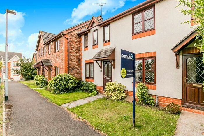 2 Bedroom End Of Terrace House To Rent In Moorhen Drive, Lower Earley, RG6