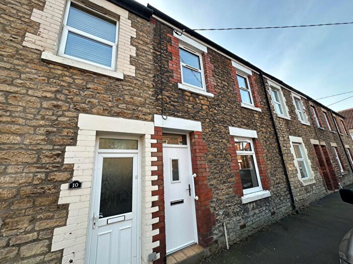 3 Bedroom House To Rent In Downing Street, Chippenham, SN14