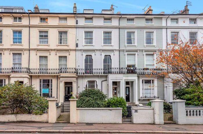2 Bedroom Flat To Rent In College Crescent, Belsize Park, NW3