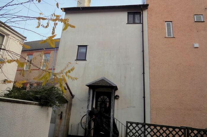 1 Bedroom Cottage To Rent In Mint Court, City Centre, Exeter, EX4