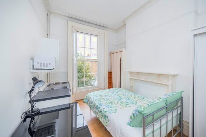 Studio To Rent In Oakley Street, London, SW3