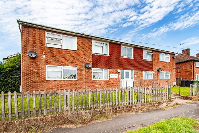 2 Bedroom Flat To Rent In Burdett Road, Crowborough, TN6
