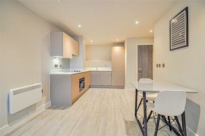 1 Bedroom Studio To Rent In Wokingham Road, Bracknell, Berkshire RG42