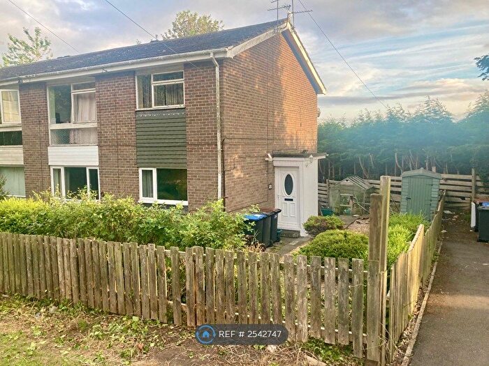 2 Bedroom Flat To Rent In Blanchland Avenue, Durham, DH1