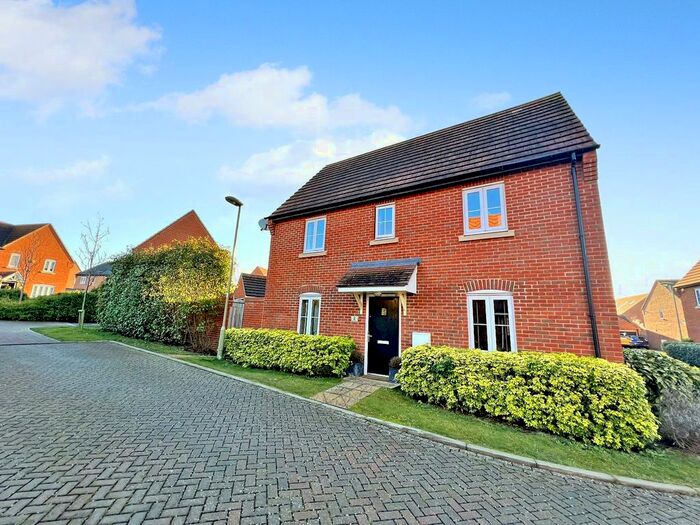 3 Bedroom Detached House To Rent In Chris Muir Place, Didcot, Oxfordshire OX11
