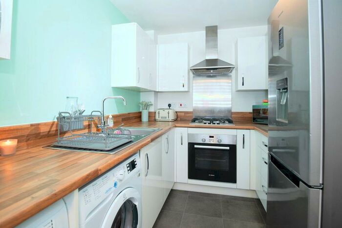 2 Bedroom Terraced House To Rent In Trem Yr Afon, CF11