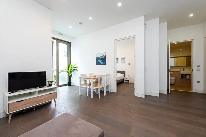 1 Bedroom Flat To Rent In Haven Way, London, SE1