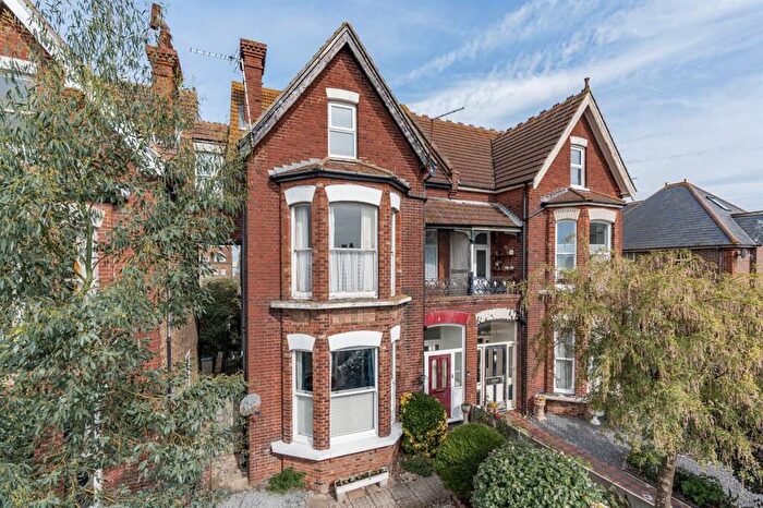 1 Bedroom Apartment For Sale In Beltinge Road, Herne Bay, CT6