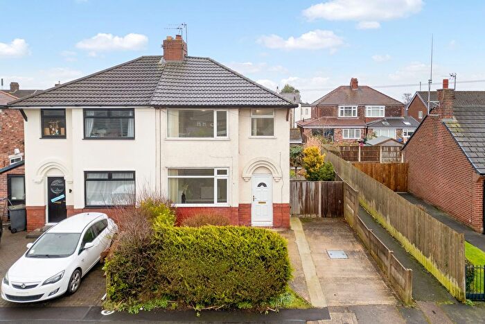 3 Bedroom Semi-Detached House For Sale In Windermere Avenue, Widnes, WA8