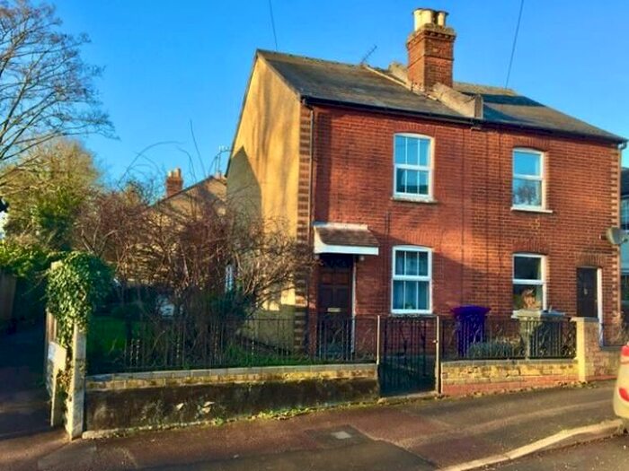 2 Bedroom Property To Rent In St Johns Rd, Hitchin, SG4