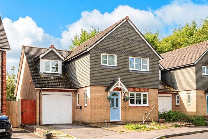 4 Bedroom Detached House For Sale In Fosters Bushes, Amesbury, SP4