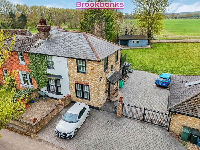 4 Bedroom Semi-Detached House For Sale In Baldwins Cottages, Eynsford, Dartford, DA4