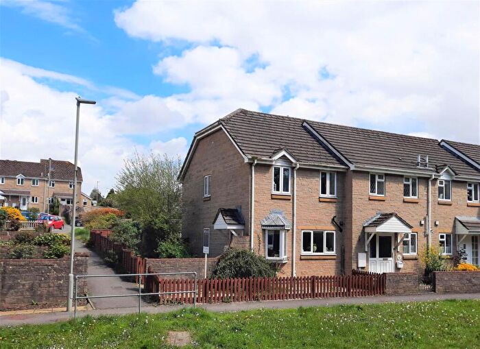 3 Bedroom End Of Terrace House For Sale In Tunnel Road, Beaminster, DT8