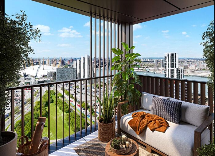 2 Bedroom Flat For Sale In Prime Point, Greenwich, SE10