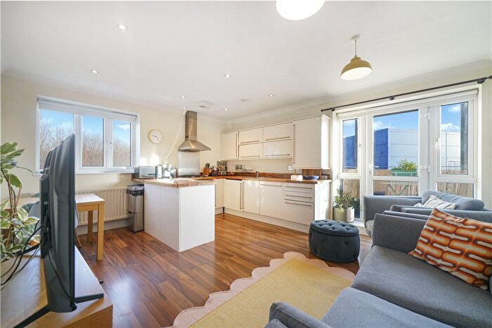 2 Bedroom Flat For Sale In Anerley Station Road, London, SE20
