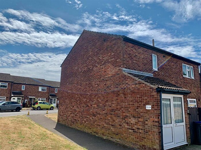 2 Bedroom Flat To Rent In Springfield Road, Rowde, SN10