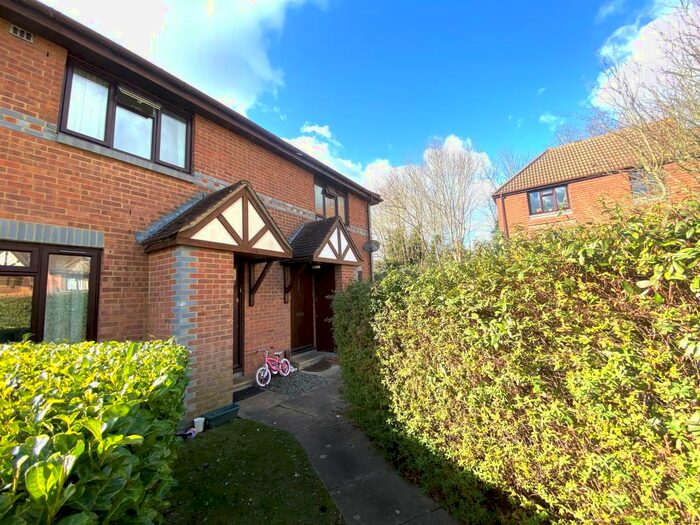 1 Bedroom House To Rent In Ladygrove Drive, Guildford, GU4