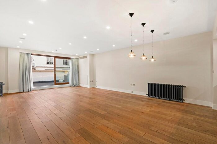 3 Bedroom Flat To Rent In Oval Road, Primrose Hill, NW1