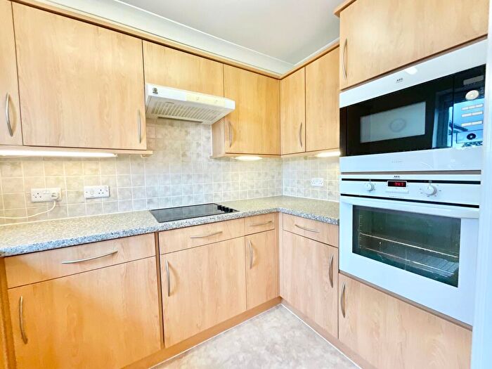 1 Bedroom Flat For Sale In Crown Street, Stone, ST15 - Photo 6