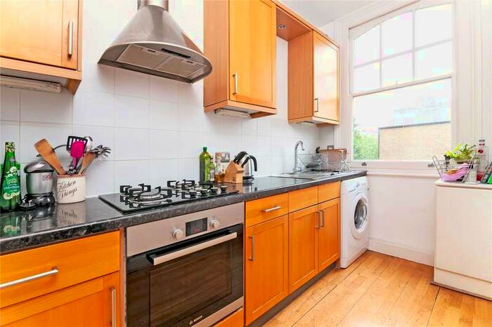 2 Bedroom House To Rent In Abbeville Road, London, SW4