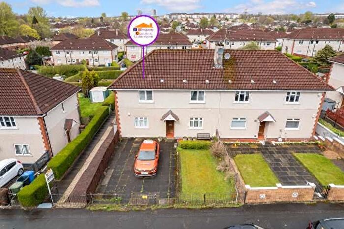 2 Bedroom Flat For Sale In Threestonehill Avenue, Glasgow, G32