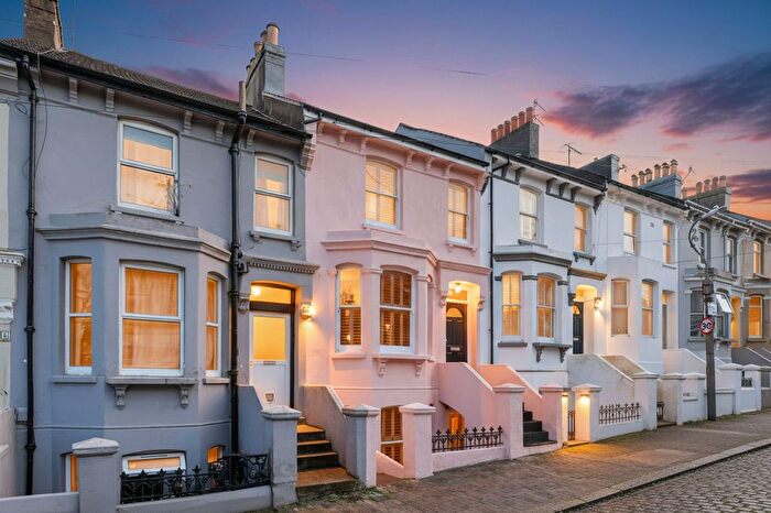 3 Bedroom Terraced House For Sale In Mayo Road, Brighton, BN2