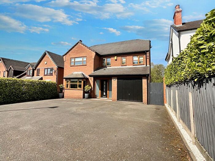 5 Bedroom Detached House For Sale In Crewe Road, Wistaston, CW2