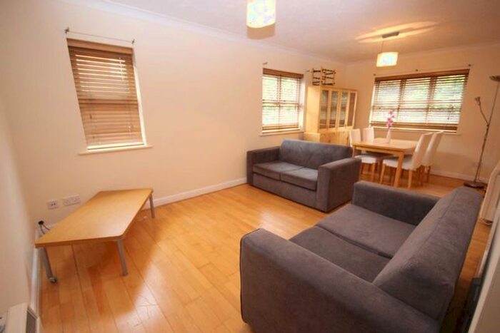 2 Bedroom Flat To Rent In Slate Wharf, Manchester, M15