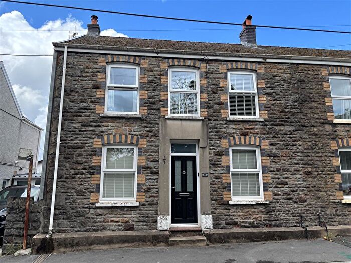 3 Bedroom Terraced House For Sale In High Street, Ammanford, SA18