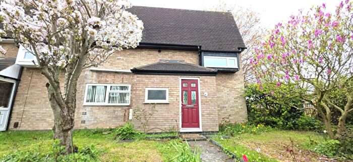 3 Bedroom Semi Detached House To Rent In Lowerpark, Tamworth, B77