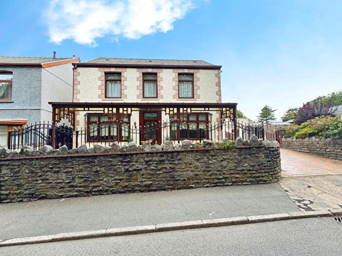 3 Bedroom Detached House For Sale In Maes Gwyn, Aberdulais, Neath, SA10