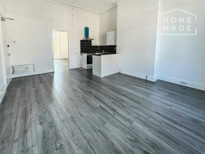 1 Bedroom Flat To Rent In Bath Street, Southport, PR9