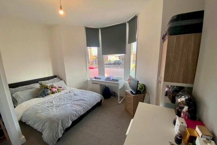 1 Bedroom Flat To Rent In Shield Street, Newcastle Upon Tyne, NE2