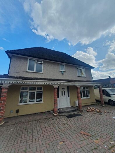 4 Bedroom Detached House To Rent In Osborne Road, Dagenham, RM9