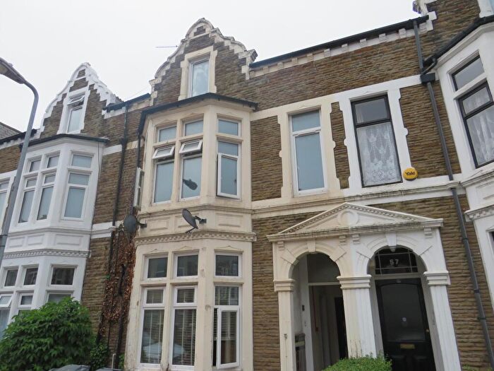 4 Bedroom Apartment To Rent In Claude Road, Cardiff, CF24