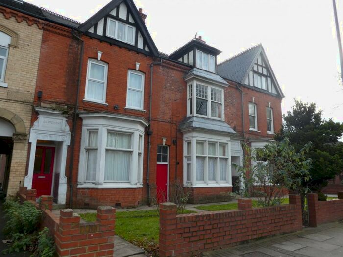 1 Bedroom Flat To Rent In Holderness Road, Hull, North Humberside, HU9