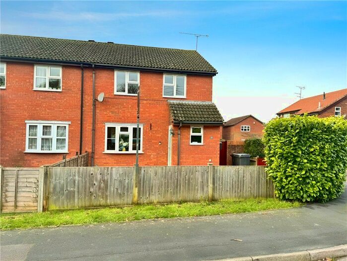 3 Bedroom Semi-Detached House For Sale In Tadburn Road, Romsey, Hampshire, SO51